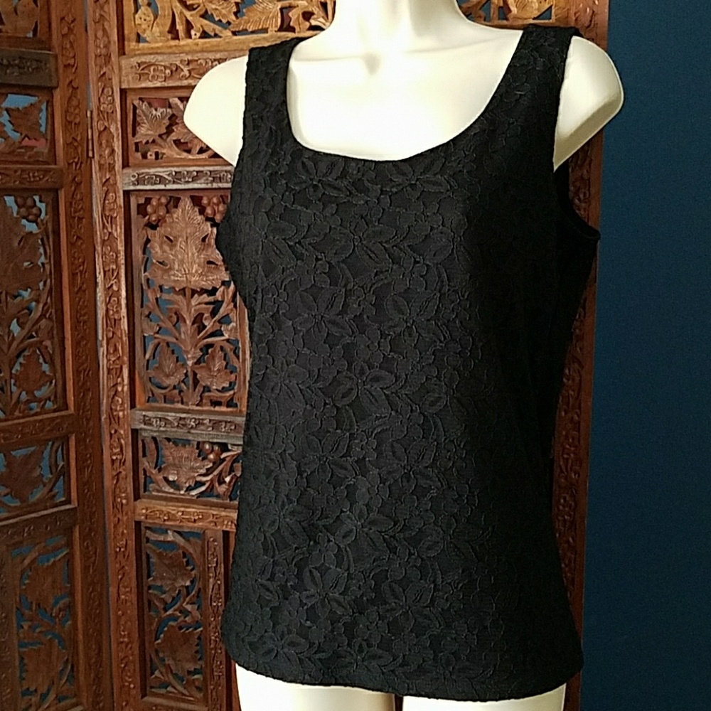 Dana Buchman Lace black shirt